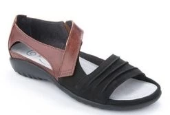 Naot Black Cinnamon Papaki Womens Comfort Sandal 11125-NAD