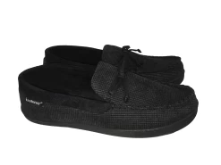 Isotoner Black Loafer Style Mens Slippers With Decorative Bow A9299BLK -Vogue Shoes a9299blk 2 white bckg resized