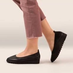 Aetrex Black Brianna Womens Ballet Flat BW100 -Vogue Shoes bw100 3