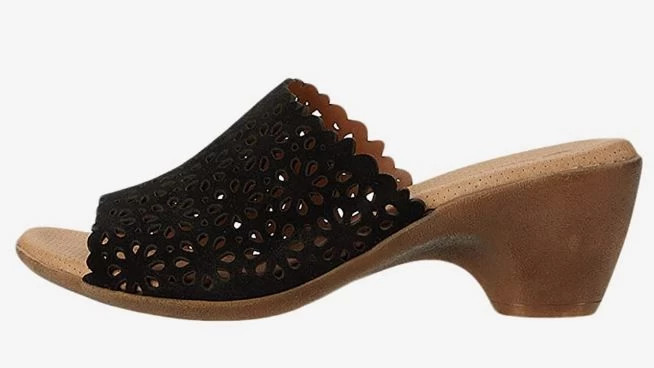 Eric Michael Black Finley Womens Leather Upper Slide Sandals 4 Eric Michael Black Finley Womens Leather Upper Slide Sandals - Image 2